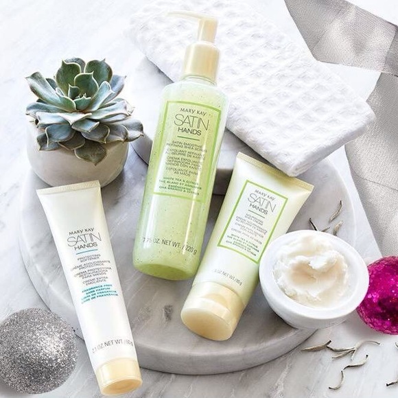 Mary Kay Other - MARY KAY White Tea & Citrus Satin Hands